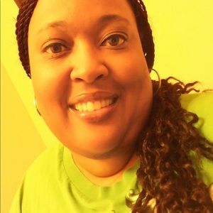 Meet your Posher, Rhoni